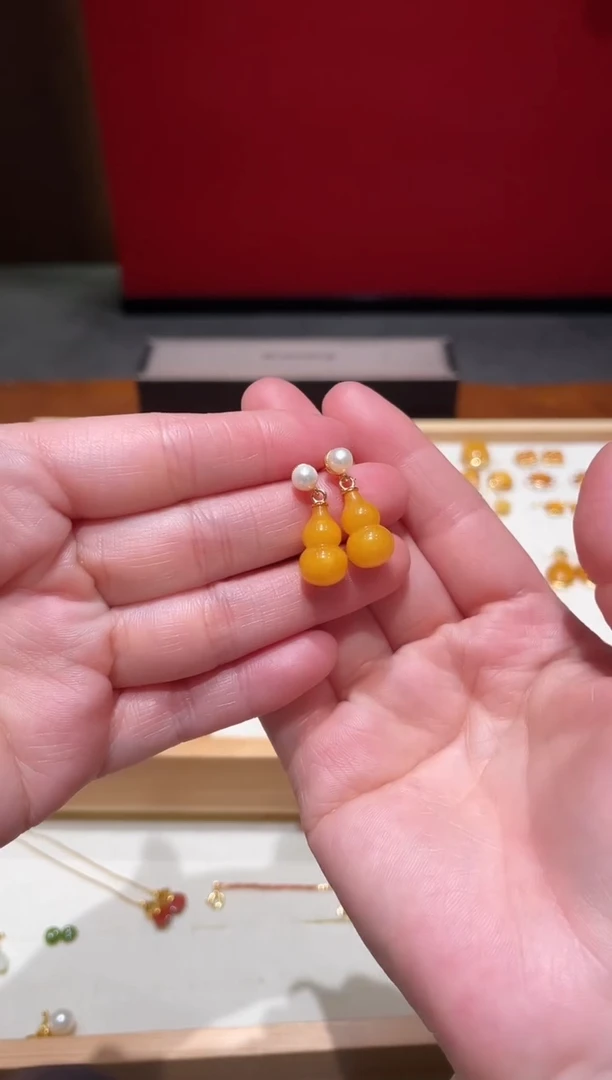 琥珀银S925镀金镶嵌耳饰葫芦耳钉