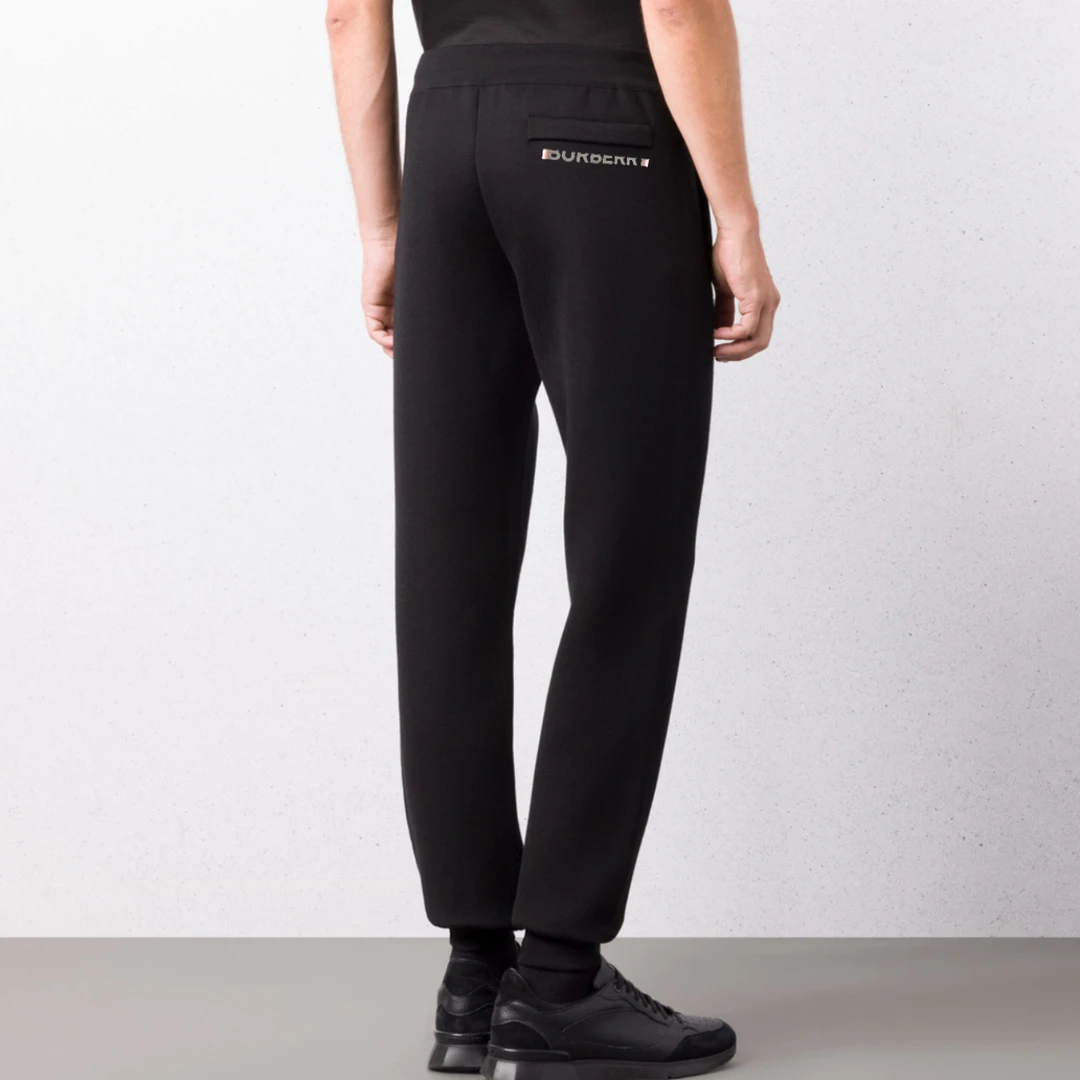 Burberry博柏利 FW23 Logo字母印花松紧束脚针织运动裤80726521