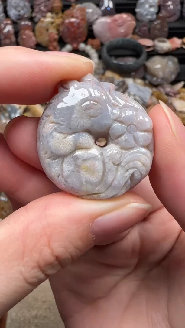 颈饰未镶嵌硅化珊瑚（珊瑚玉）009