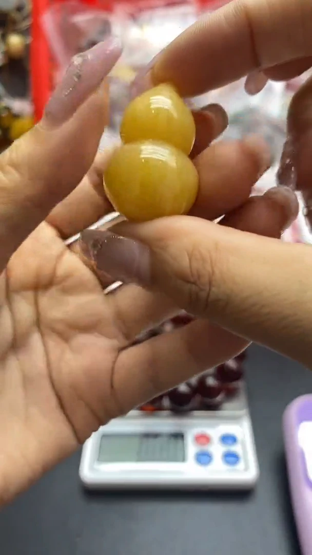 琥珀未镶嵌珠宝奇石1298