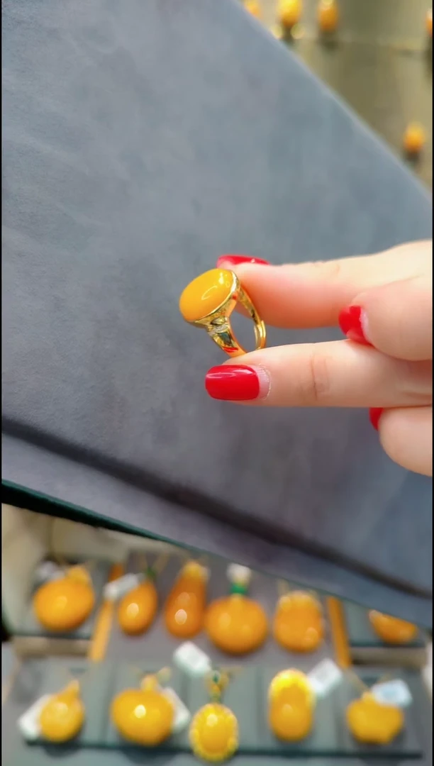 【闪购商品】蜜蜡戒指银S925镀金镶嵌H096蜜蜡戒指