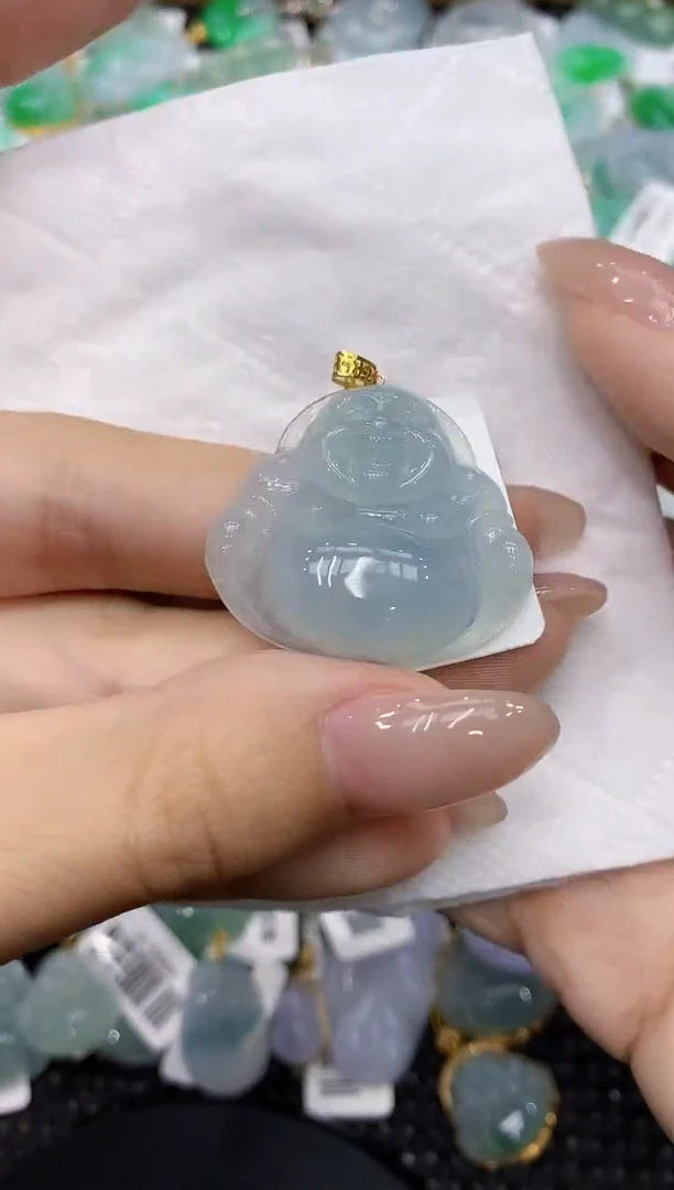 翡翠18K金镶嵌颈饰111111111111