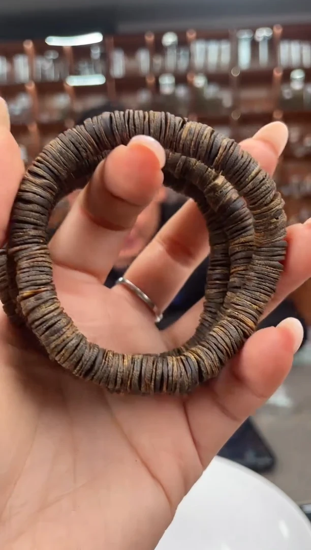 【闪购商品】沉香手串31号沉水老料国香绿奇楠多样性发一条