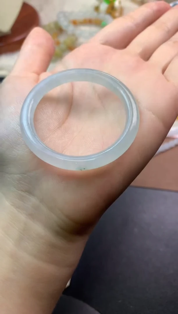未镶嵌定制翡翠毛货