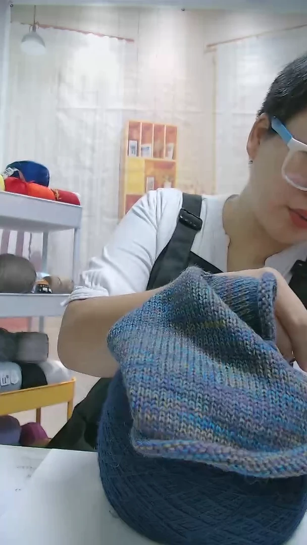 羊毛【F087鸳鸯紫】纯美丽诺羊毛1团(0.5斤)（适用12号针双股）