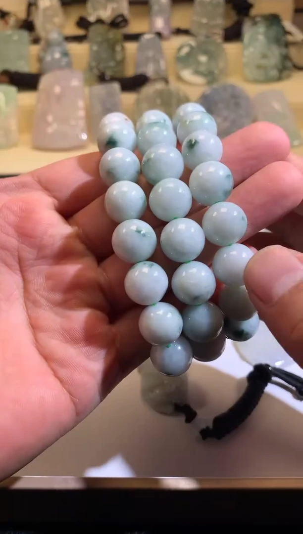 翡翠未镶嵌颈饰6/21/342多样性发其一