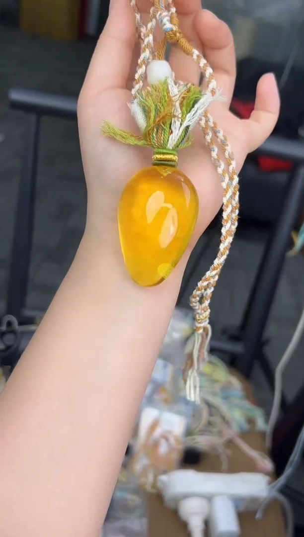 裸石琥珀未镶嵌琥珀蜜蜡吊坠