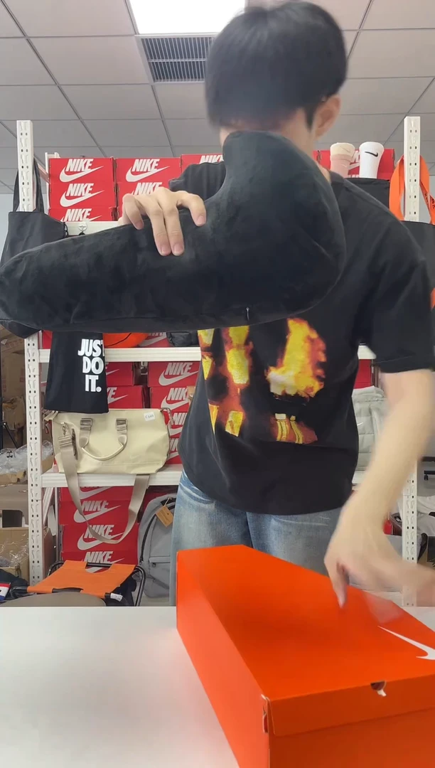 编码  尺码  胸围/衣长  正品