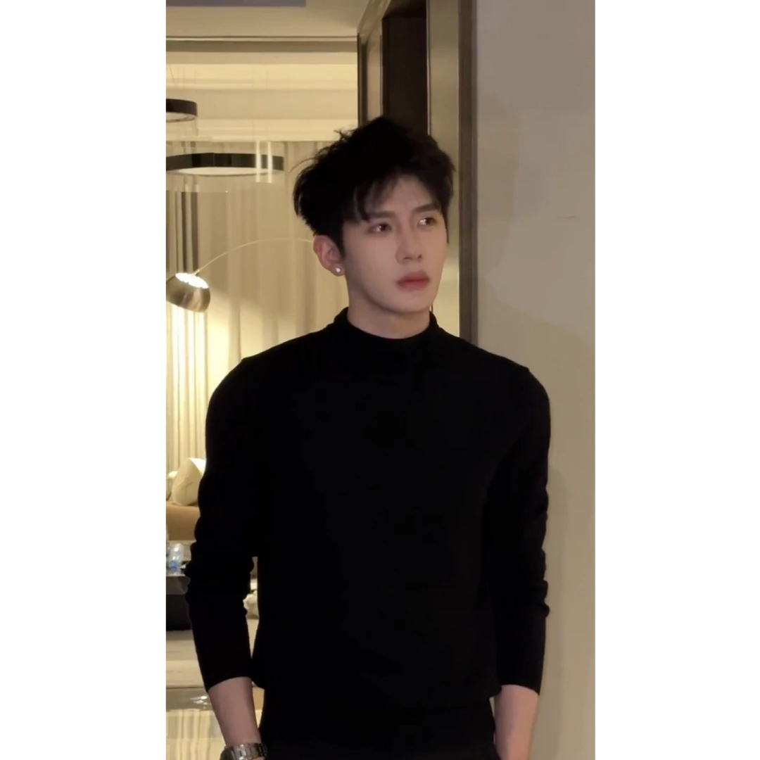 黑色半高领德绒打底衫男秋冬高级感西装内搭美式加绒修身长袖t恤