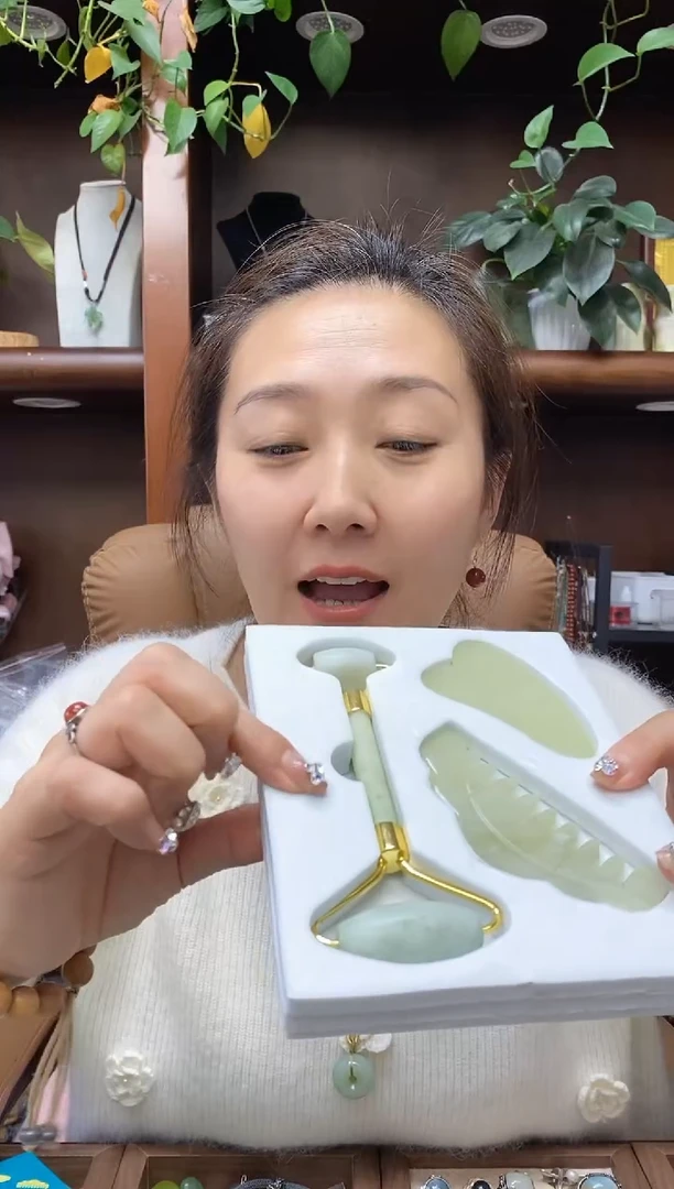 未镶嵌岫玉颈饰多样性发货其中发一