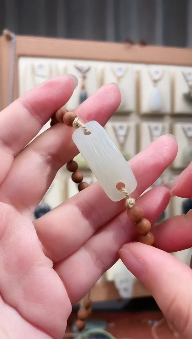 未镶嵌手串和田玉树干纹手牌