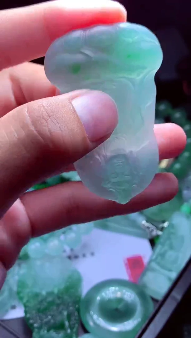 未镶嵌定制翡翠舒*#翡翠毛货定制