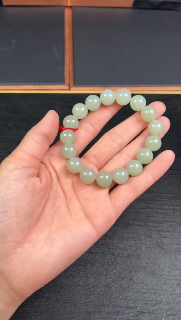 【闪购商品】和田玉手串未镶嵌若羌微色差卡12