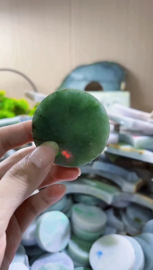 颈饰未镶嵌翡翠翡翠A货 陈谭713
