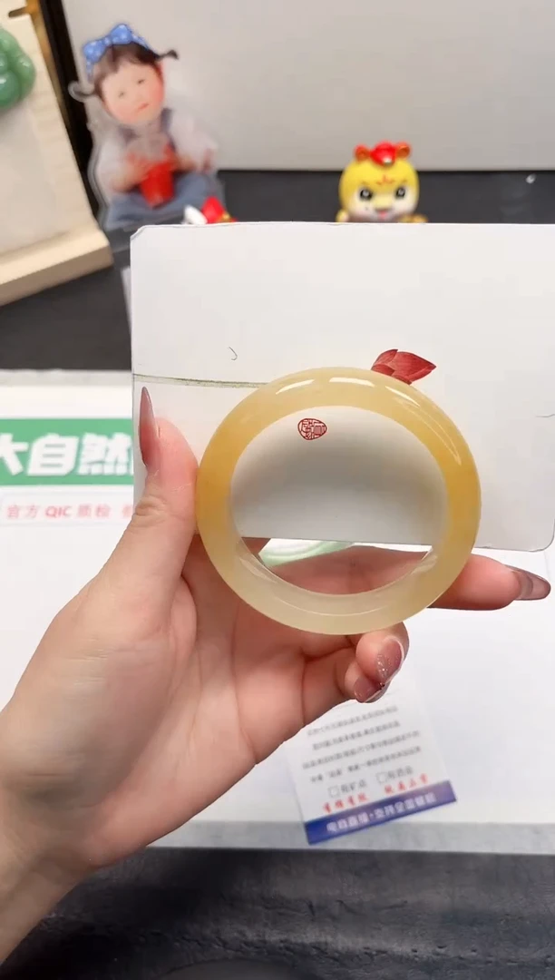 【闪购商品】石英质玉手镯未镶嵌326-56.8