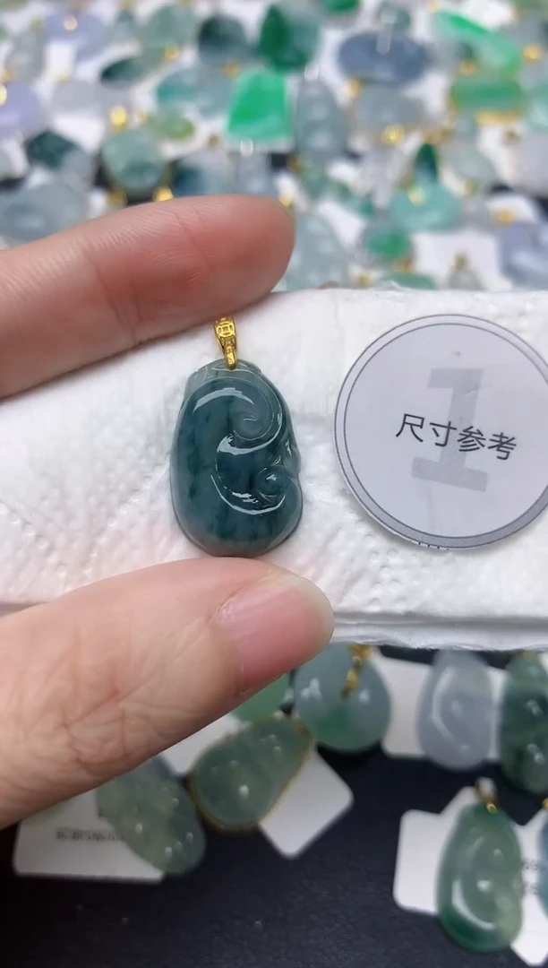 颈饰未镶嵌翡翠天然缅甸A货翡翠