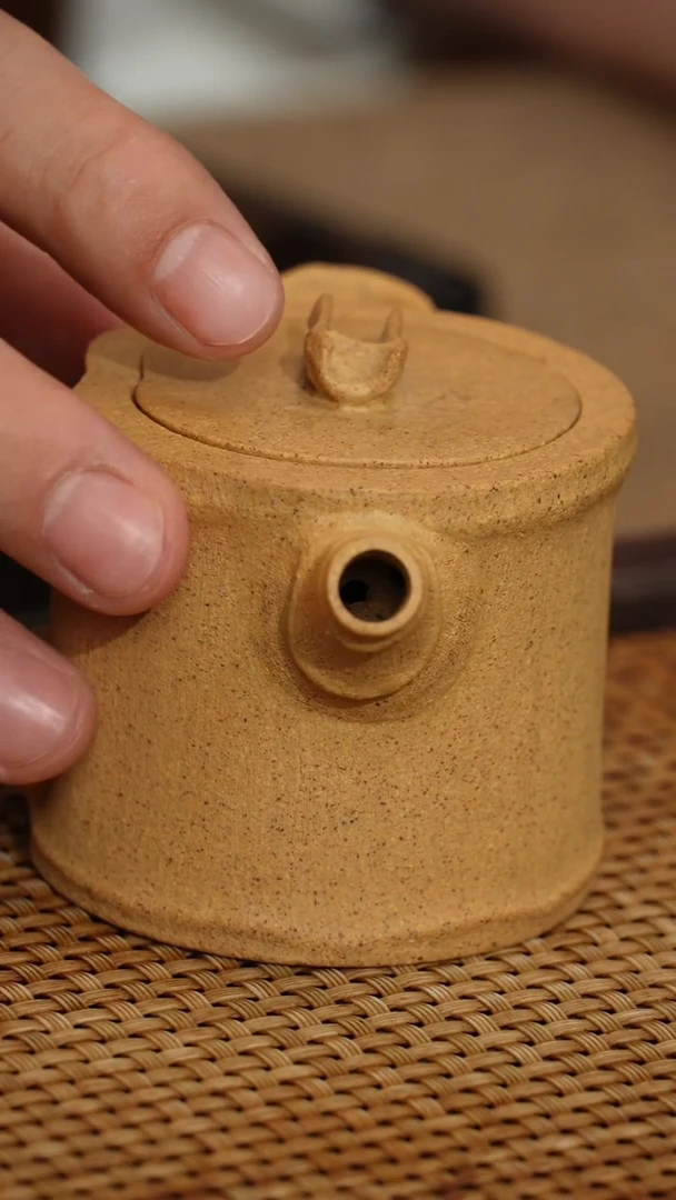 茶壶紫砂茶壶紫砂原矿黄段