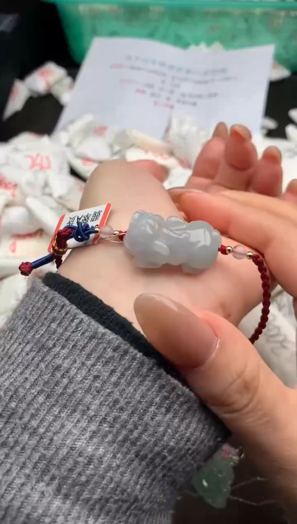 【闪购商品】翡翠手绳未镶嵌一