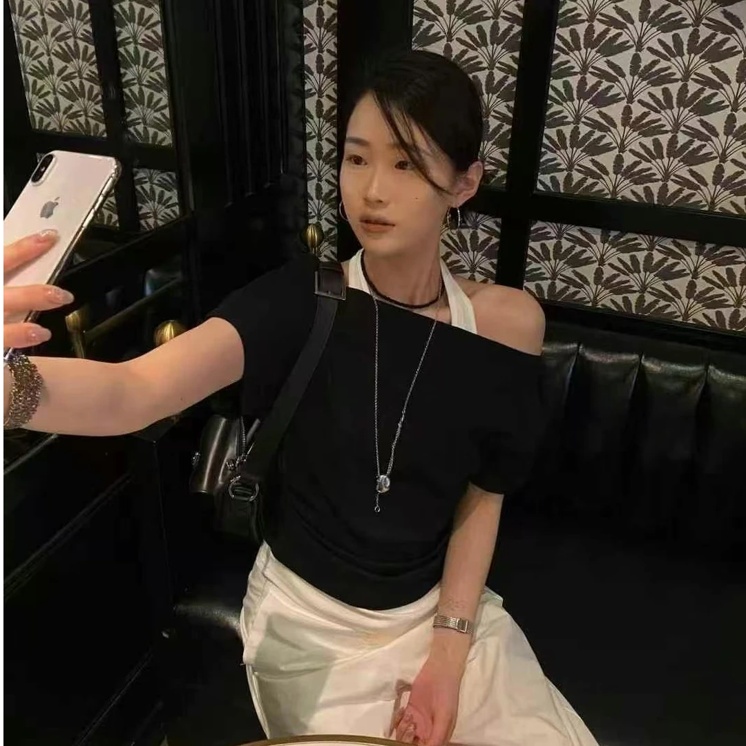 6679首尔假日 韩代挂脖慵懒短袖T两件套