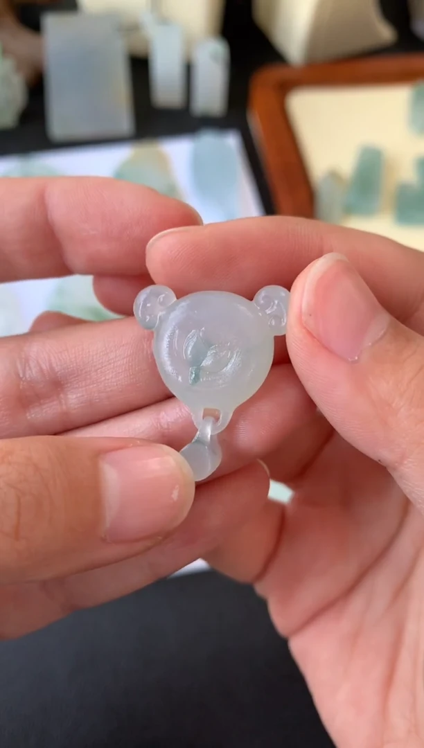 【闪购商品】定制翡翠未镶嵌翡翠