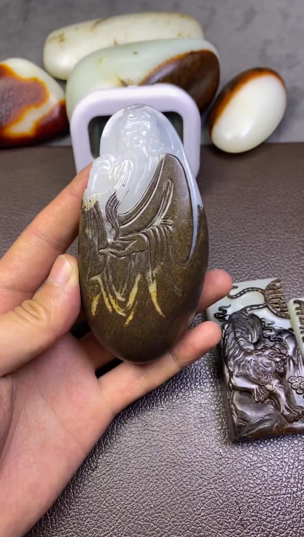 和田玉未镶嵌挂件和田玉关公