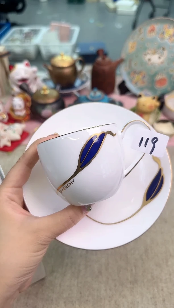 瓷片泡泡家的瓷器真好看