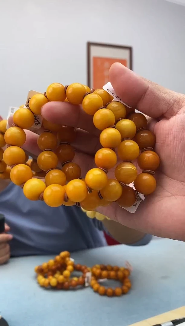 琥珀未镶嵌珠宝奇石假一罚十，多样性发一件023