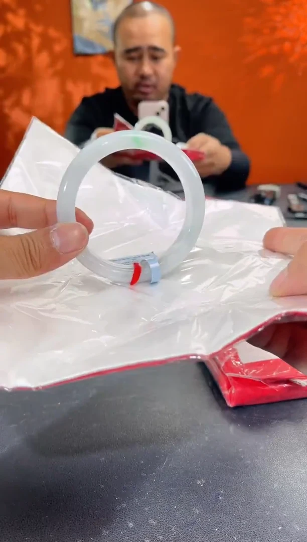 未镶嵌手镯翡翠13