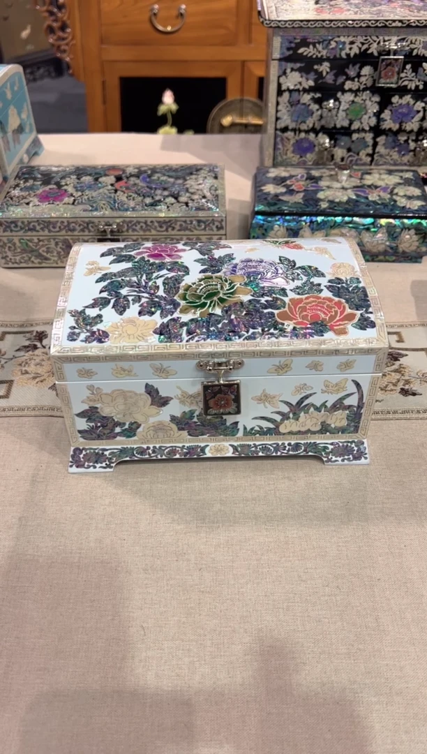 【闪购商品】按扣扇贝底·弘贝雅螺钿漆器文化馆