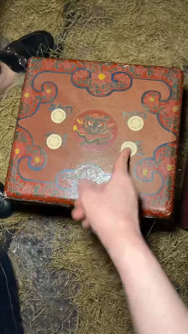 木摆件高端精美红开漆龙纹盒一件链接