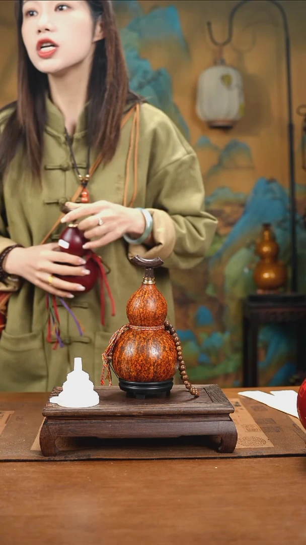 YD002简约大漆款天然酒葫芦（一物一拍）