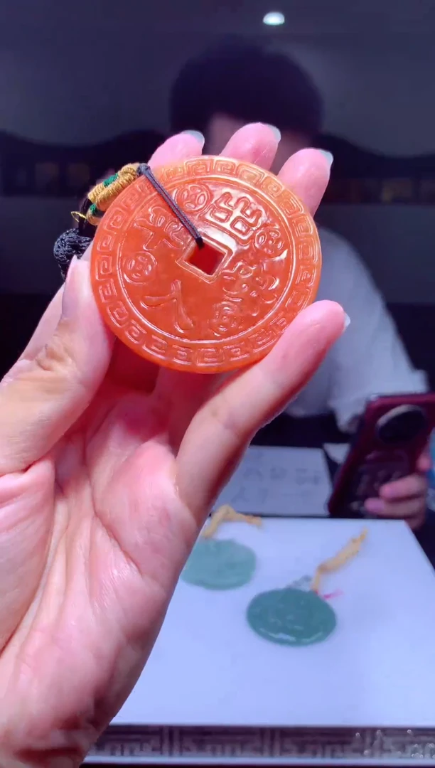 翡翠未镶嵌颈饰挂件发货（拍一发一）