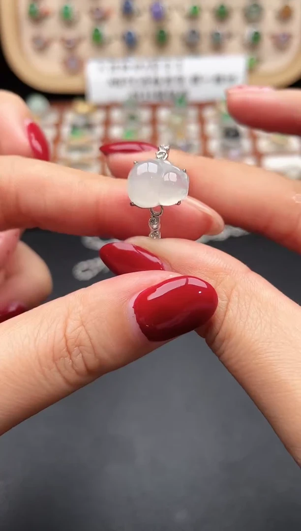 银S925镶嵌戒指翡翠一物一证一礼盒