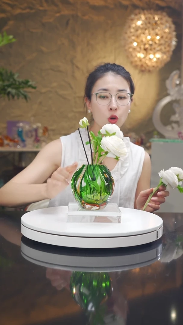 琉璃手工艺品祖母绿琥珀双色切面香薰瓶