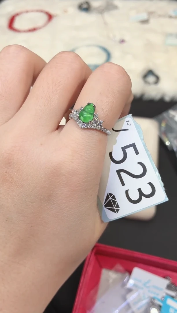 银S925镶嵌戒指翡翠多样性发一J523