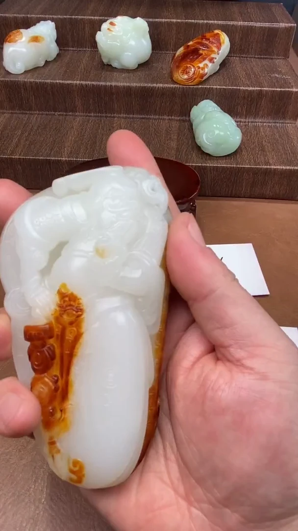 未镶嵌和田玉把件非**纪和田玉