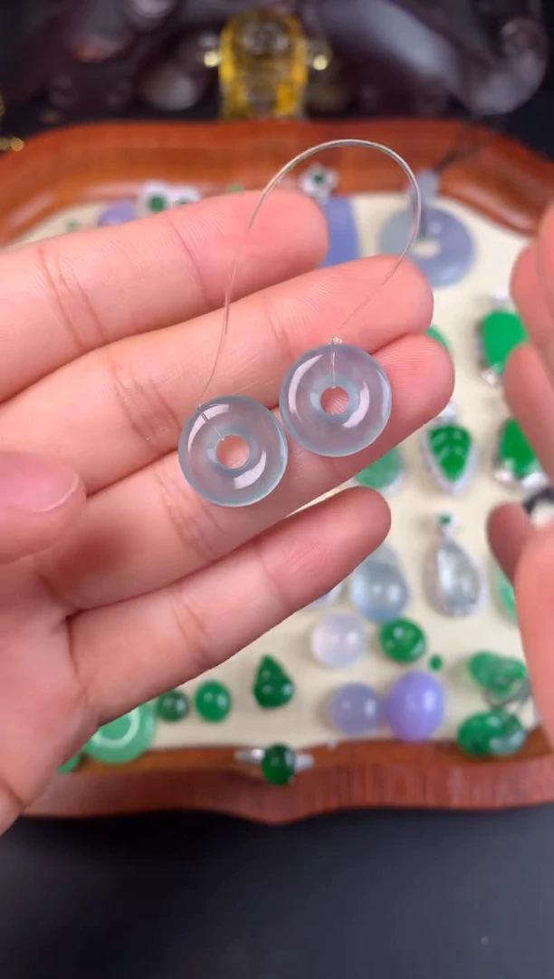 定制翡翠未镶嵌裸石（定制镶嵌）