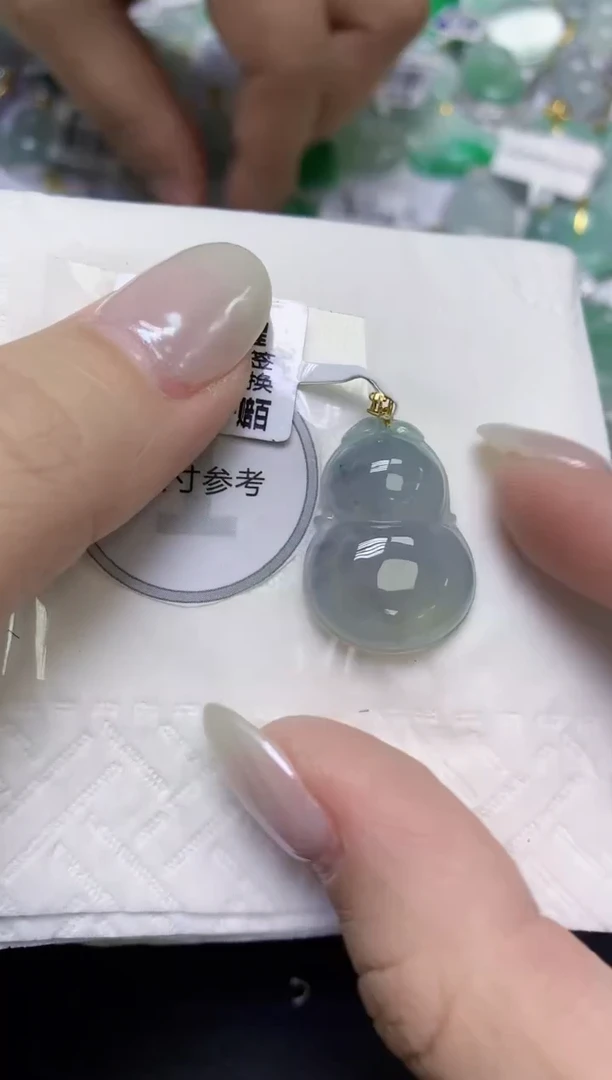 颈饰18K金镶嵌翡翠天然缅甸翡翠A货百元以上9元证书费自理