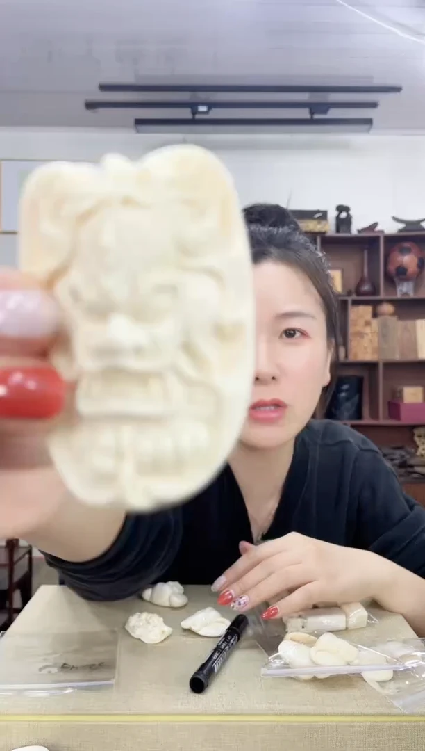 乌木类170猛馬龙牌手把件木木木