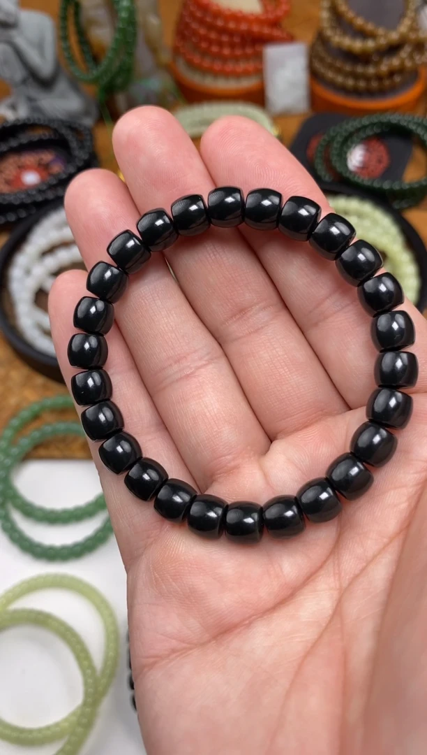 颈饰未镶嵌和田玉手串