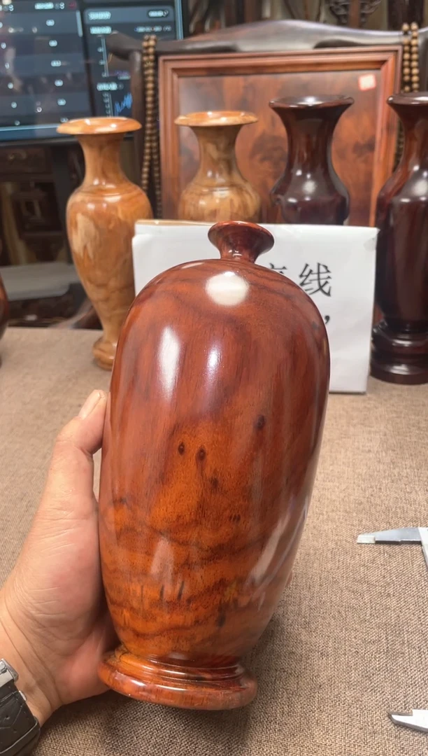 交趾黄檀（大红酸枝）花瓶11/