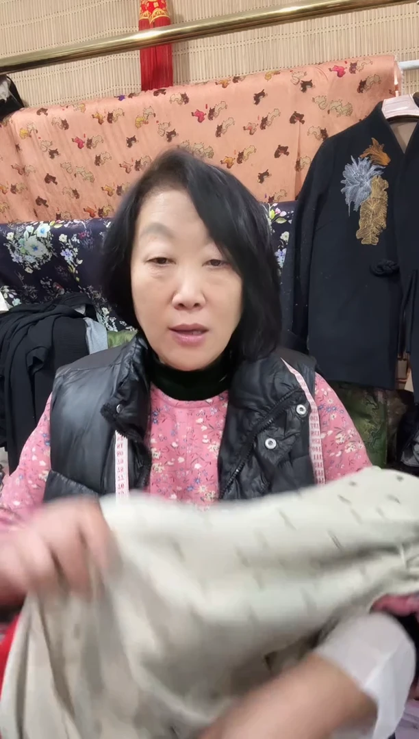 石墨烯红色两米（染色脏）残布处理无售后介意勿拍