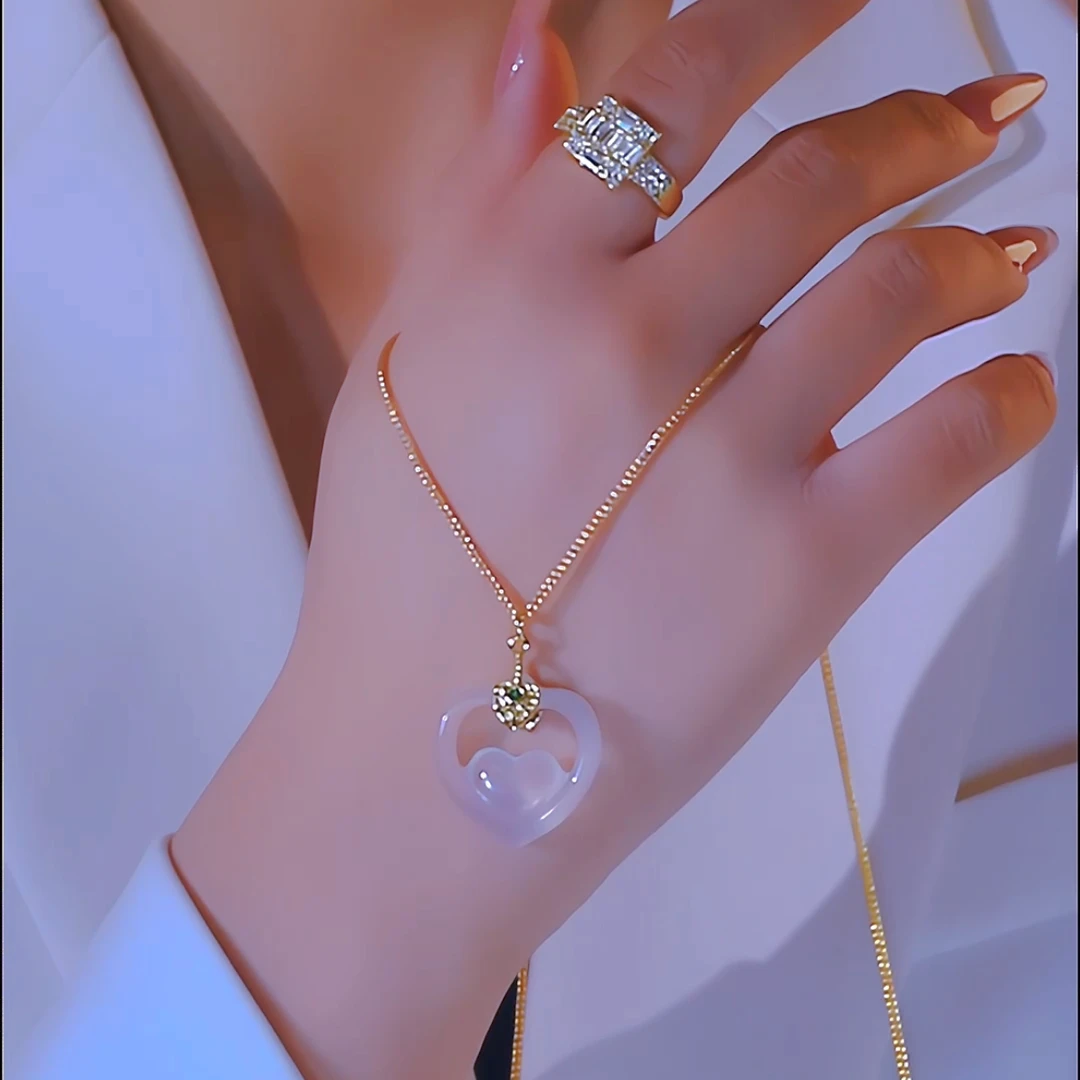 2025新款时尚心心相印心中有你女吊坠项链时尚节日礼物