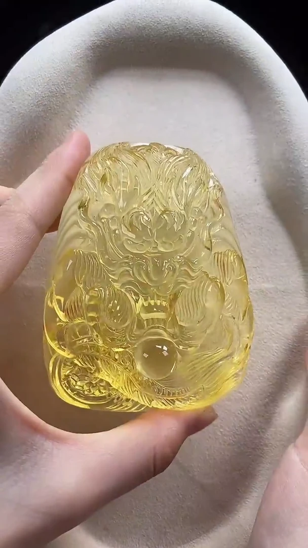 琥珀颈饰未镶嵌吊坠