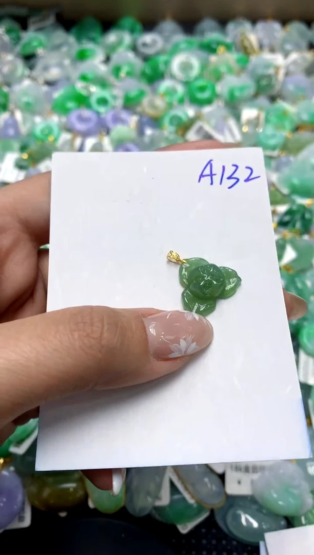 【闪购商品】翡翠颈饰18K金镶嵌111111111111111111