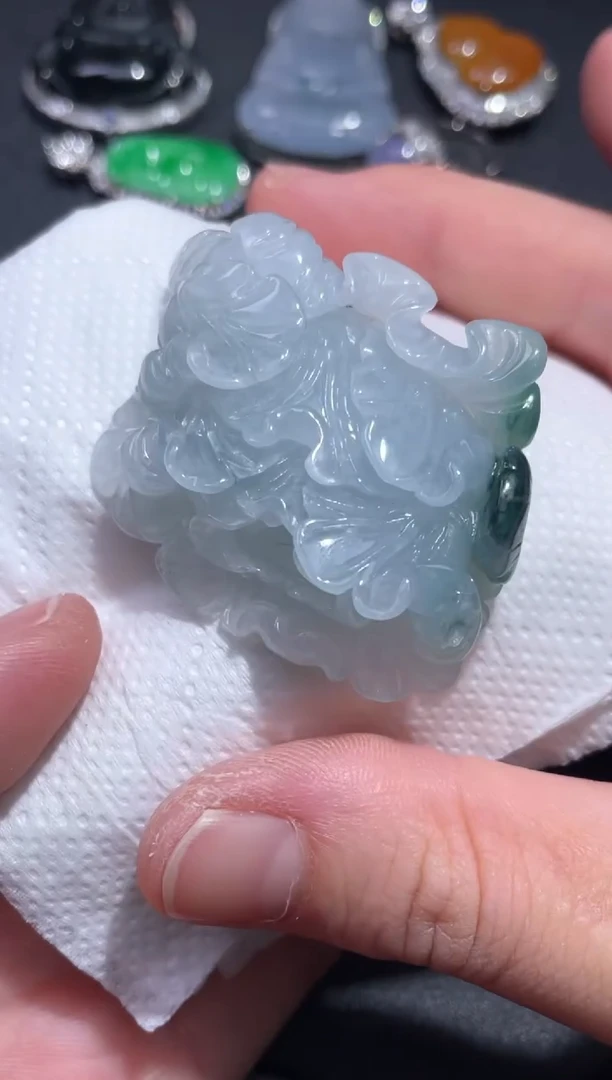 颈饰未镶嵌翡翠11.......