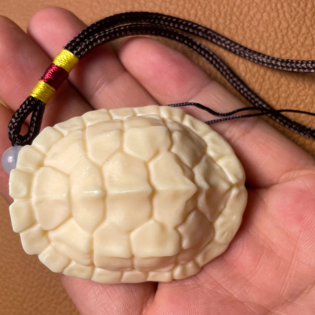 【2088】象牙果富甲天下手把文玩件