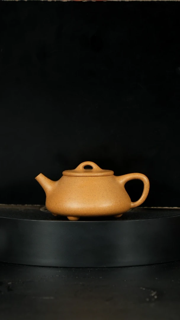 【闪购商品】紫砂茶壶明清老宕口黄金段平盖石瓢