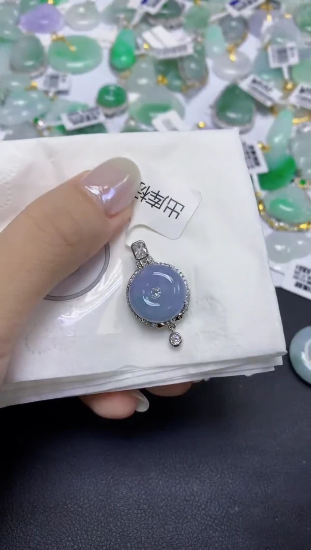 颈饰未镶嵌翡翠天然缅甸翡翠A货百元以上9元证书费自理