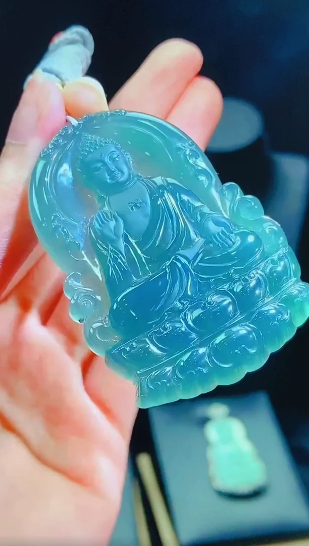 颈饰未镶嵌翡翠1